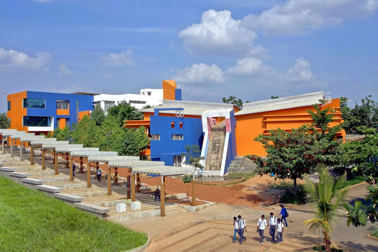 Acharya Institute of Technology campus